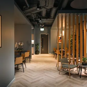  Apartment Luxury 2 Bed Cherrywood 18