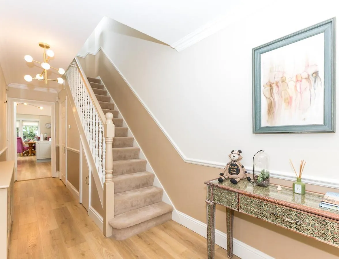 Вилла Fashionable Chic Townhouse In D4 Дублин Дом отдыха