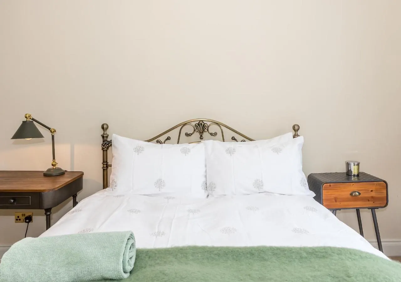 Holiday home Fashionable Chic Townhouse In D4 Villa Dublin Ireland